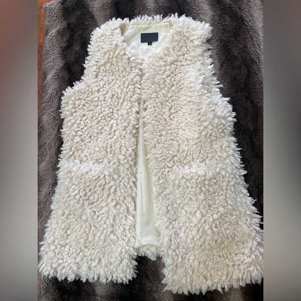 White Ugg furry vest